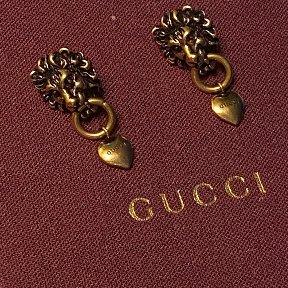 Gucci Lion Head Heart Drop Gold Plated Earrings - Picture 3 of 9